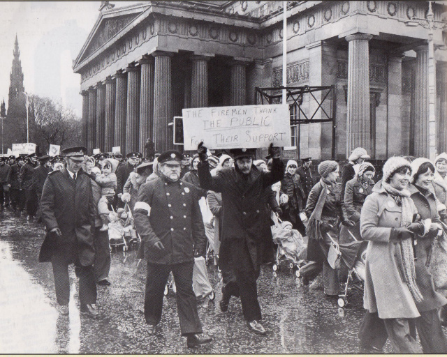 Strike 1977/8 - Princes St march